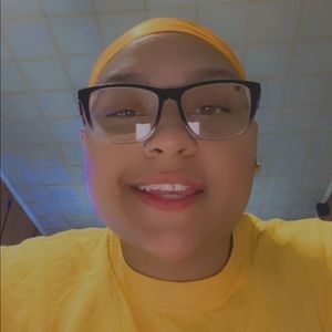 Meet your Posher, Tabitha